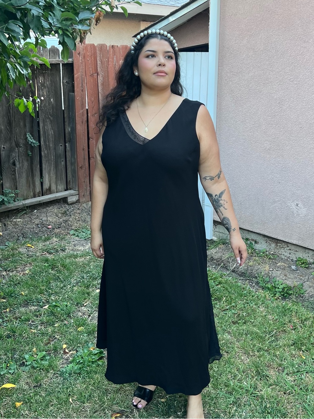 Vintage Jones New York Black Sleeveless V-Neck Maxi Dress